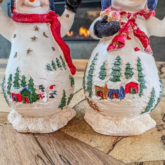 2002 Pair of Joyful Girl & Boy Snowmen Hand Painted Resin Figurines Holiday - Picture 2 of 7